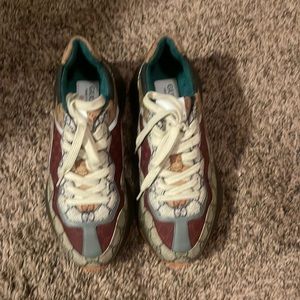 Authentic Womens GG Gucci Rhyton sneakers gently worn